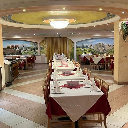Hotel Saxl Campo di Trens Eksteriør billede