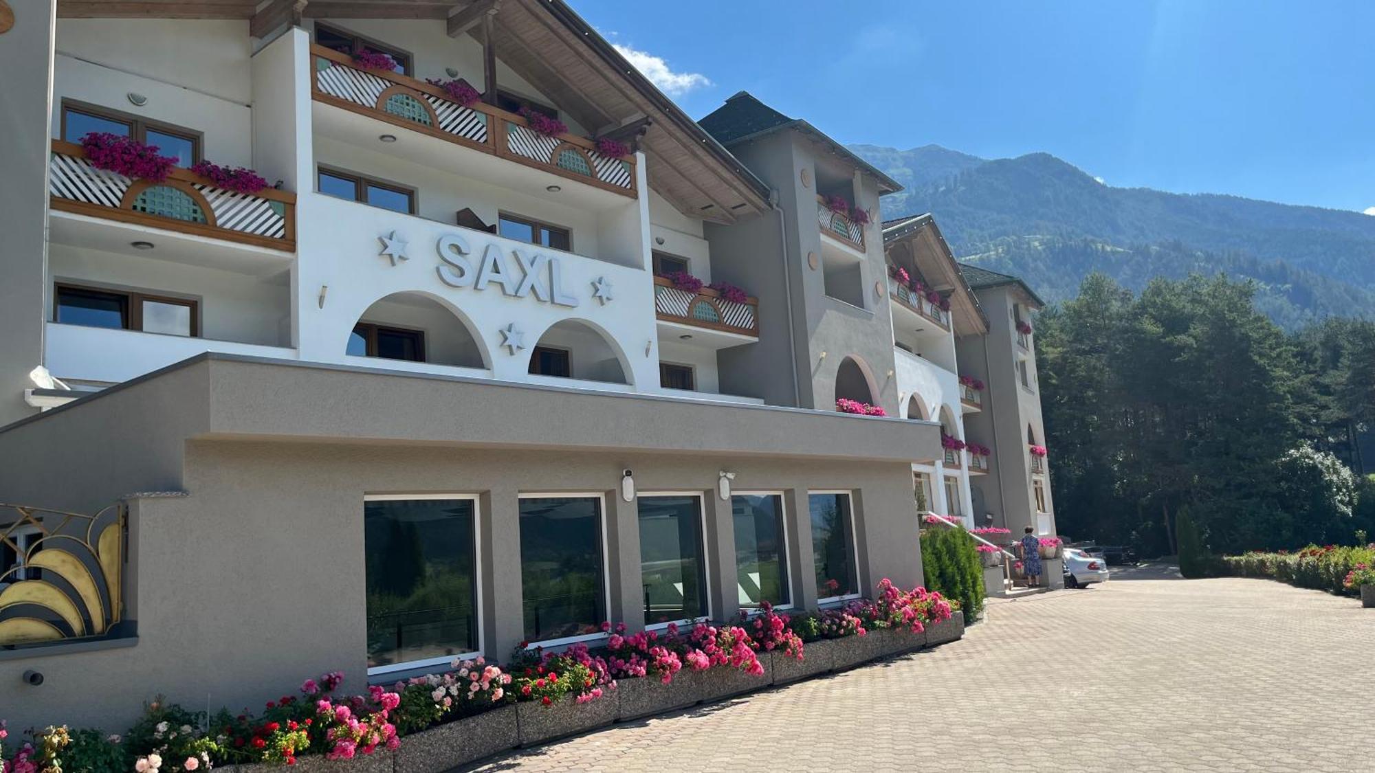 Hotel Saxl Campo di Trens Eksteriør billede